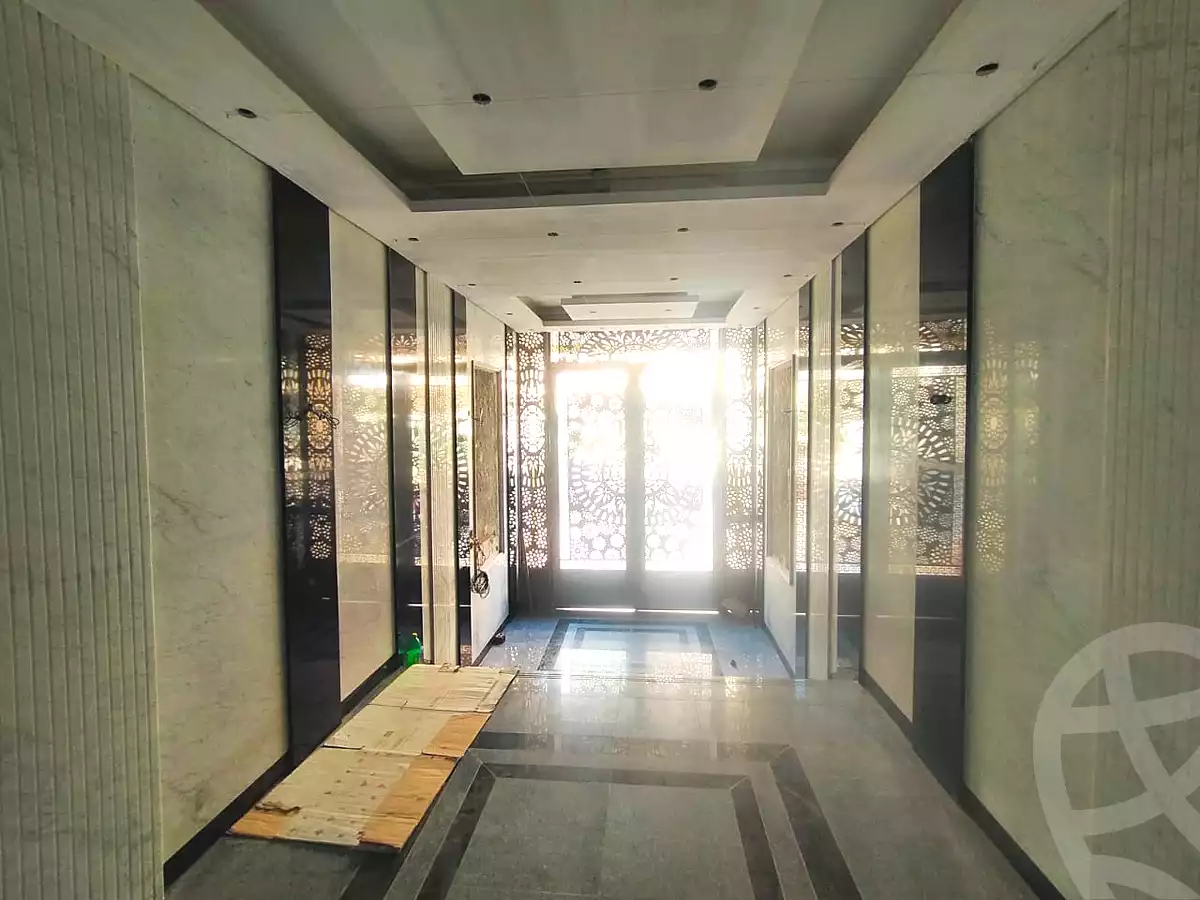 https://aqarmap.com.eg/en/listing/6723084-for-rent-cairo-el-sheikh-zayed-city-compounds-el-khamayel