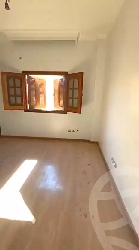 https://aqarmap.com.eg/ar/listing/6723366-for-rent-cairo-new-cairo-el-narges-el-narges-omarat-mohamed-sabry-abu-alam-st