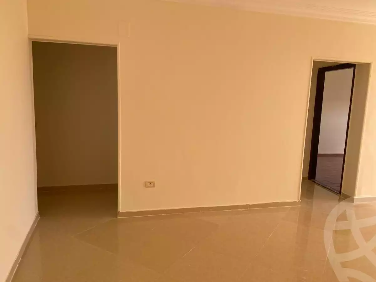 https://aqarmap.com.eg/ar/listing/6723458-for-rent-cairo-el-sheikh-zayed-city-el-hay-elasher-street-100