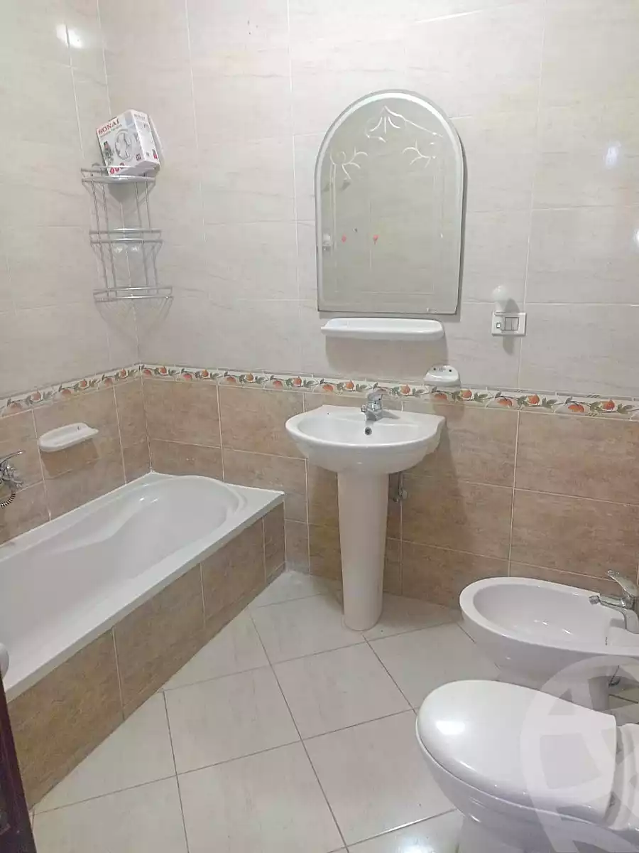 https://aqarmap.com.eg/ar/listing/6723563-for-rent-cairo-new-cairo-el-ahyaa-fifth-neighborhood-akhnaton-st