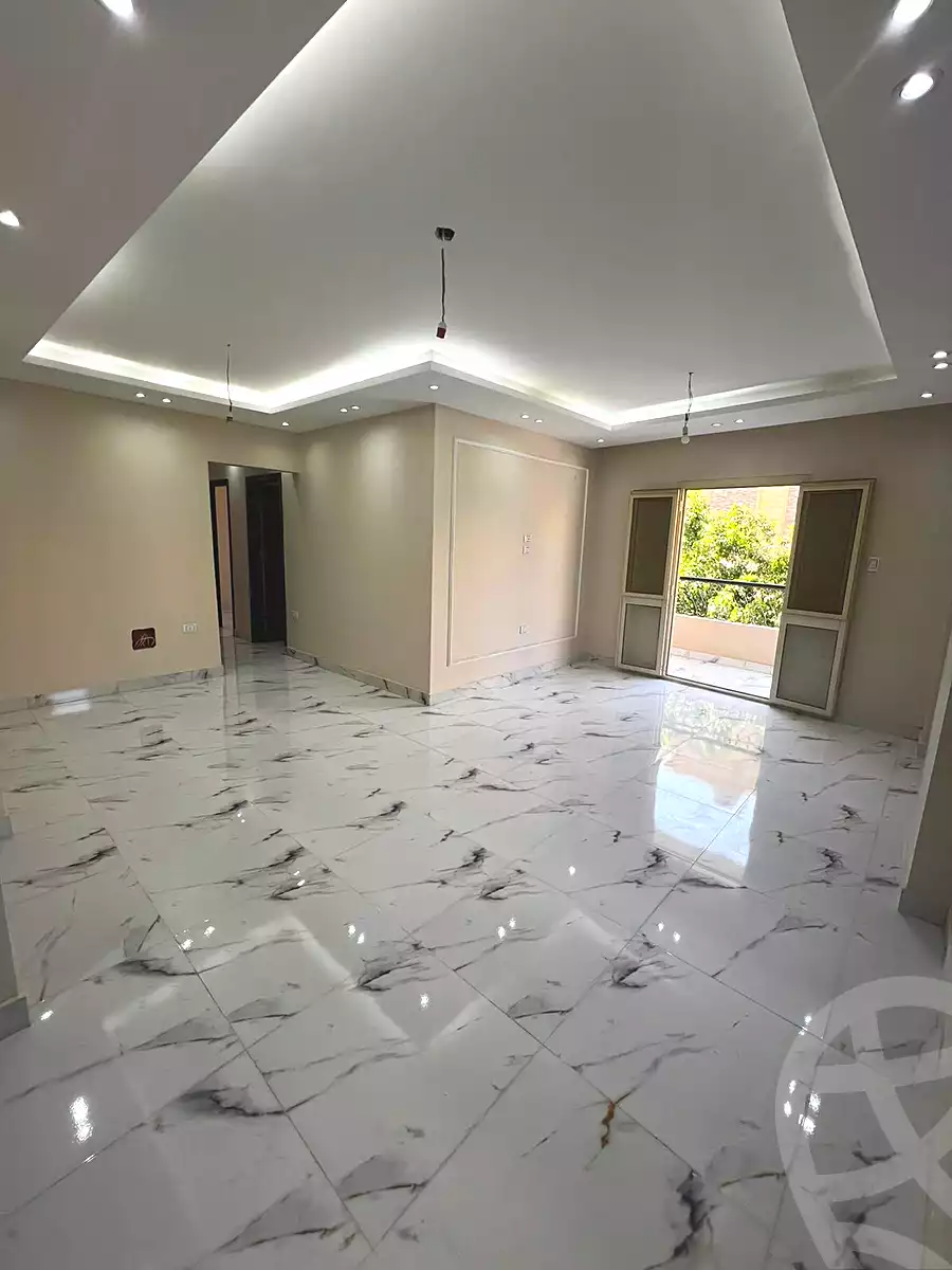 https://aqarmap.com.eg/ar/listing/6724085-for-rent-cairo-6th-of-october-el-ahyaa-neighborhood-5th-street-2