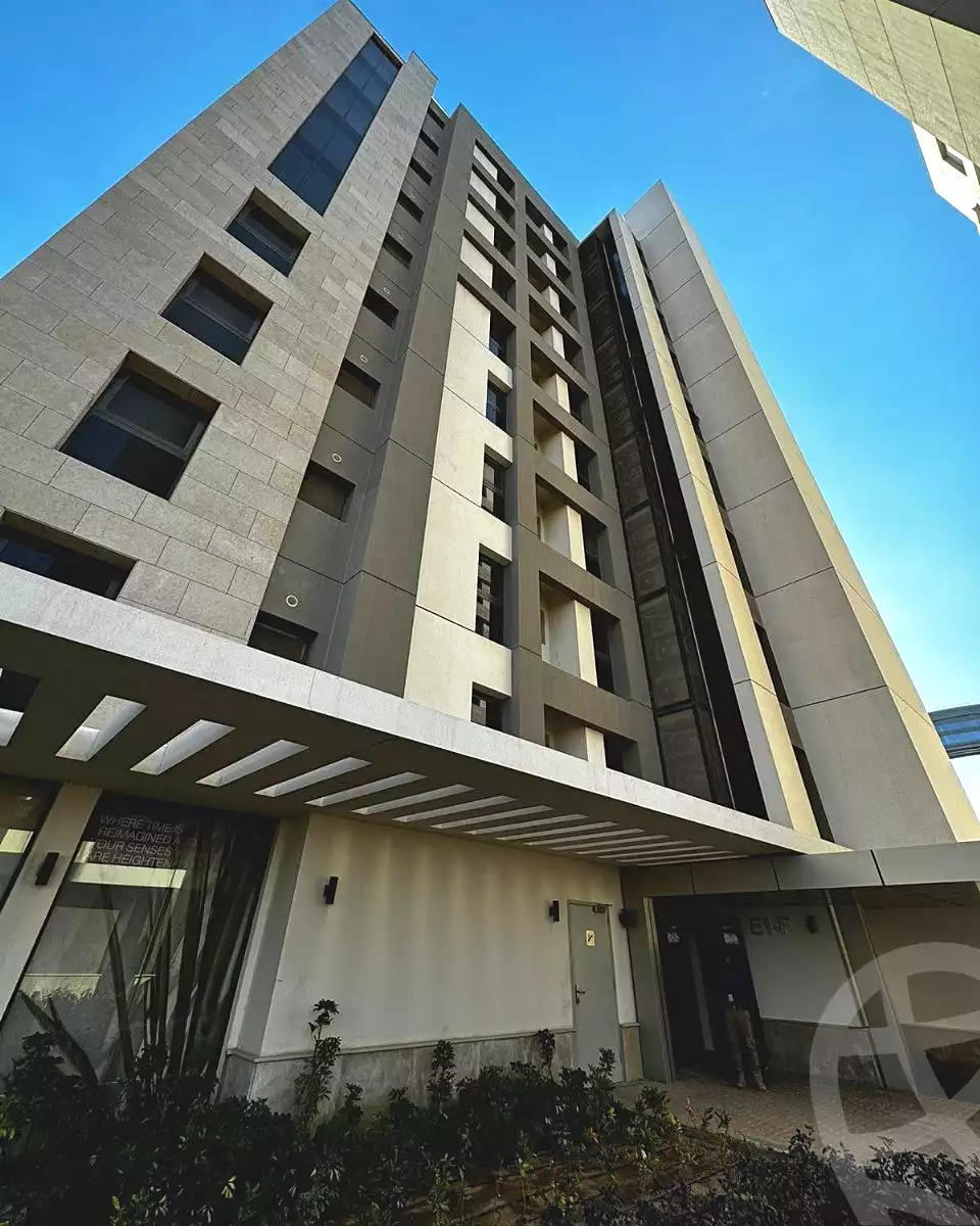 https://aqarmap.com.eg/ar/listing/6725268-for-sale-cairo-el-sheikh-zayed-city-compounds-zyd-wr-llttwyr-z-tower