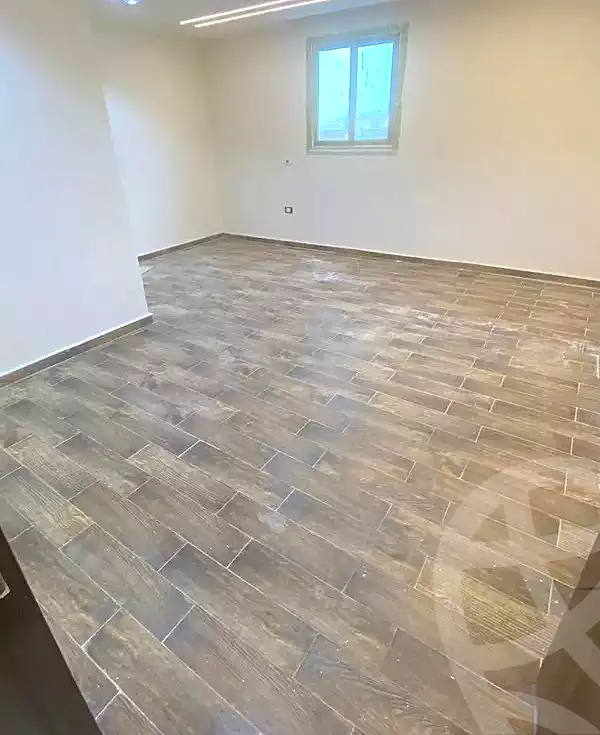 https://aqarmap.com.eg/ar/listing/6725316-for-sale-cairo-6th-of-october-el-ahyaa-neighborhood-3rd-al-hay-al-thalith-st