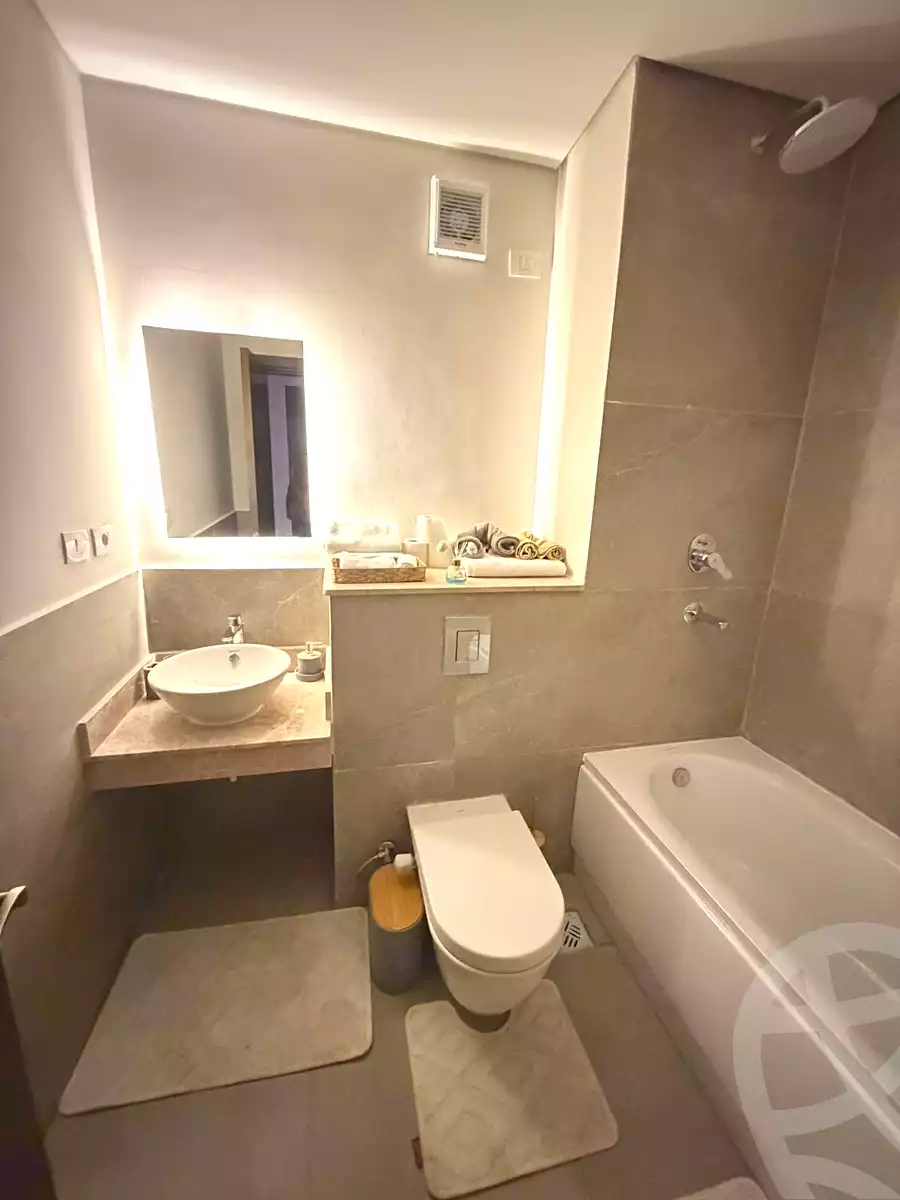 https://aqarmap.com.eg/ar/listing/6725466-for-sale-cairo-el-sheikh-zayed-city-compounds-zyd-wr-llttwyr-z-tower