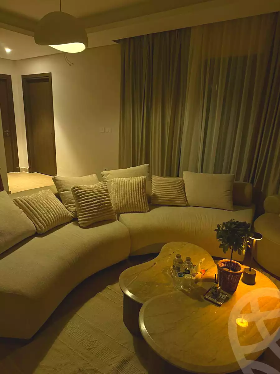 https://aqarmap.com.eg/ar/listing/6725466-for-sale-cairo-el-sheikh-zayed-city-compounds-zyd-wr-llttwyr-z-tower
