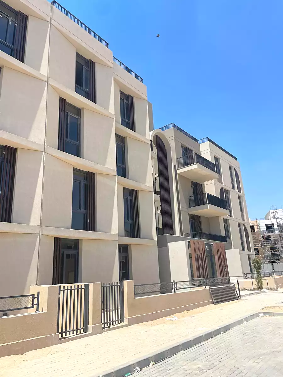 https://aqarmap.com.eg/ar/listing/6725573-for-sale-cairo-el-sheikh-zayed-city-lshykh-zyd-ljdyd-karmell-compound-sodic