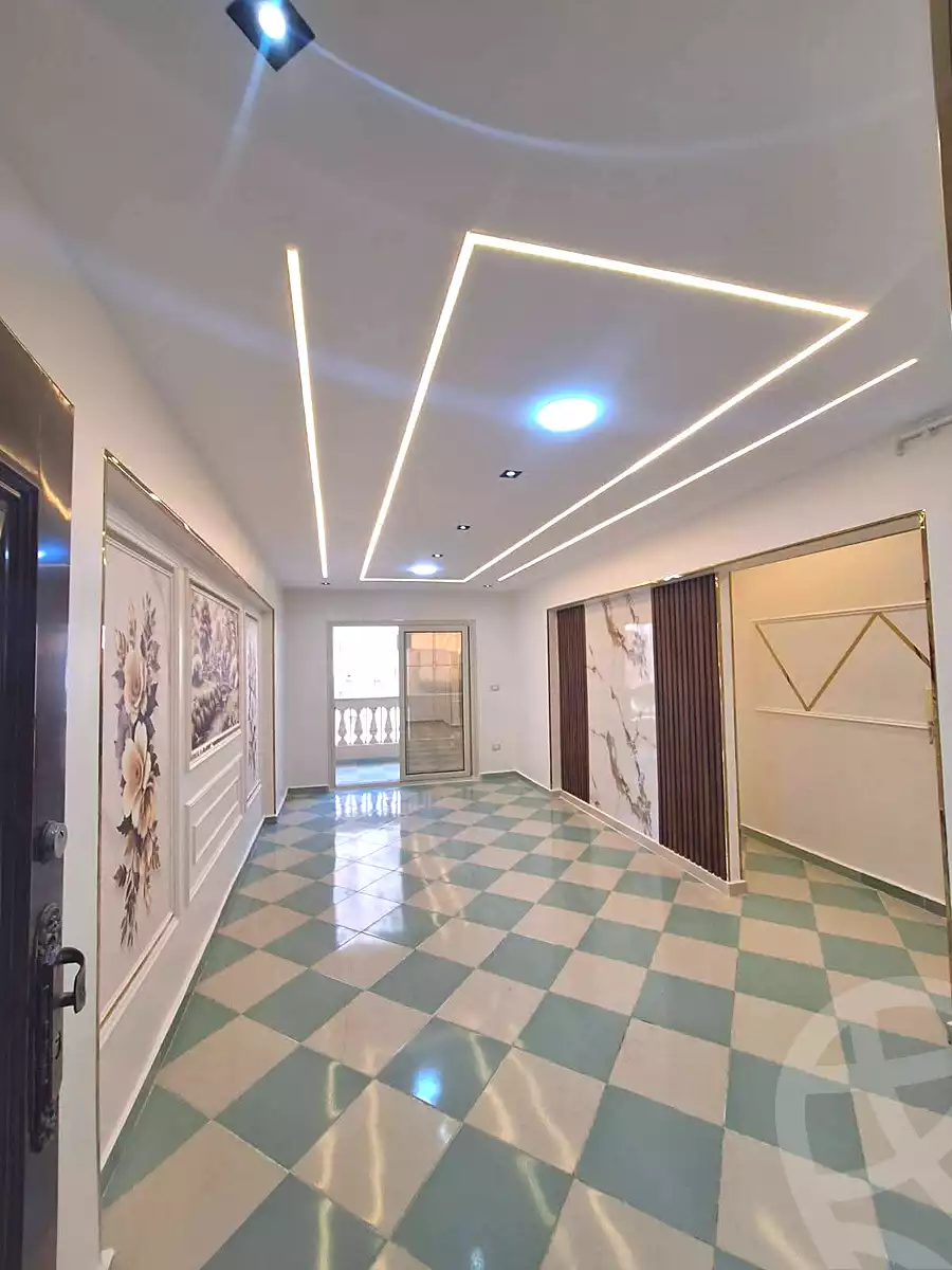 https://aqarmap.com.eg/ar/listing/6725999-for-sale-alexandria-sydy-bshr-sydy-bshr-bhry-shr-mhmwd-l-yswy