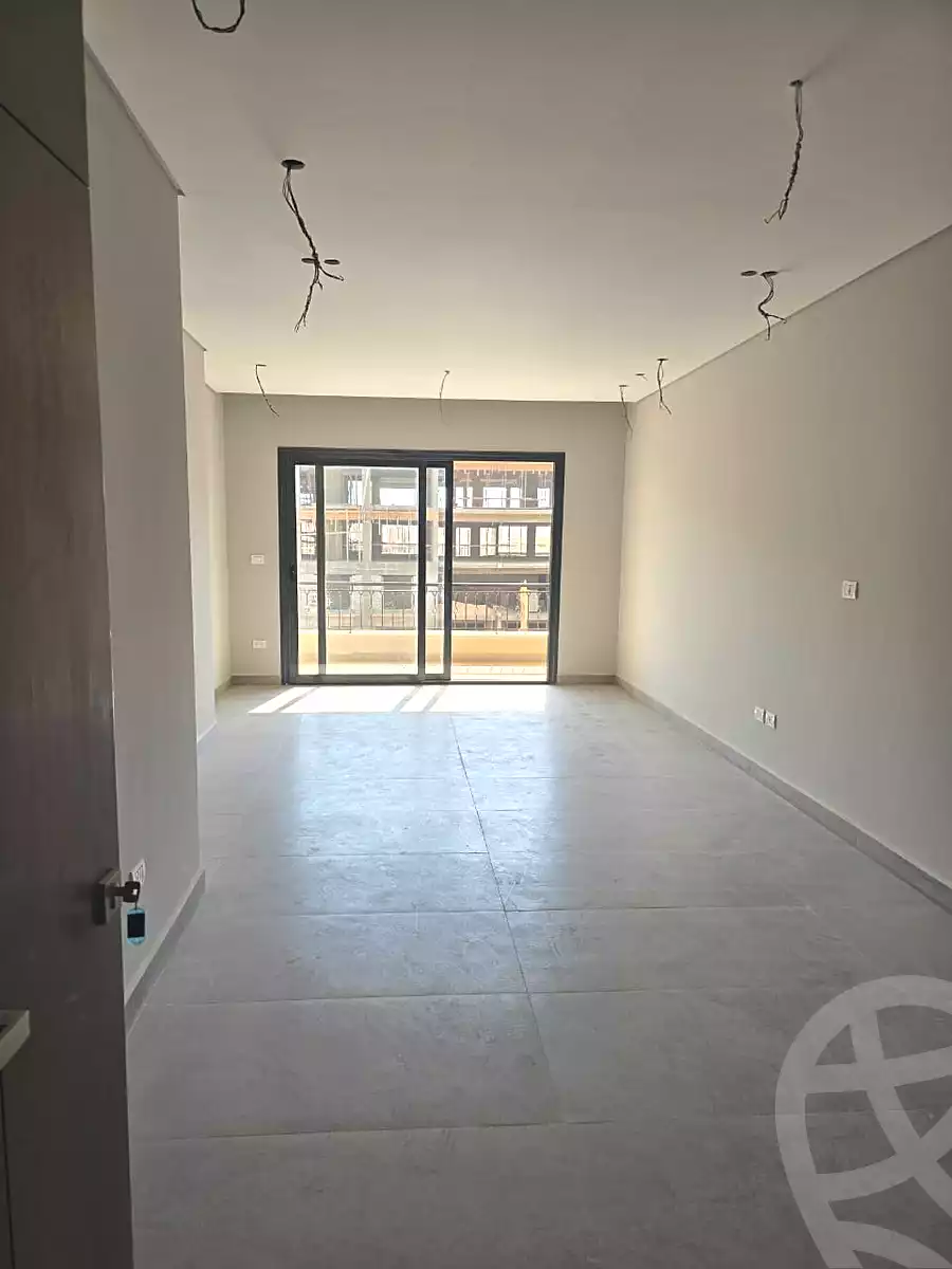 https://aqarmap.com.eg/ar/listing/6726477-for-rent-cairo-el-sheikh-zayed-city-compounds-kmbwnd-fyldj-wyst-dr-llttwyr