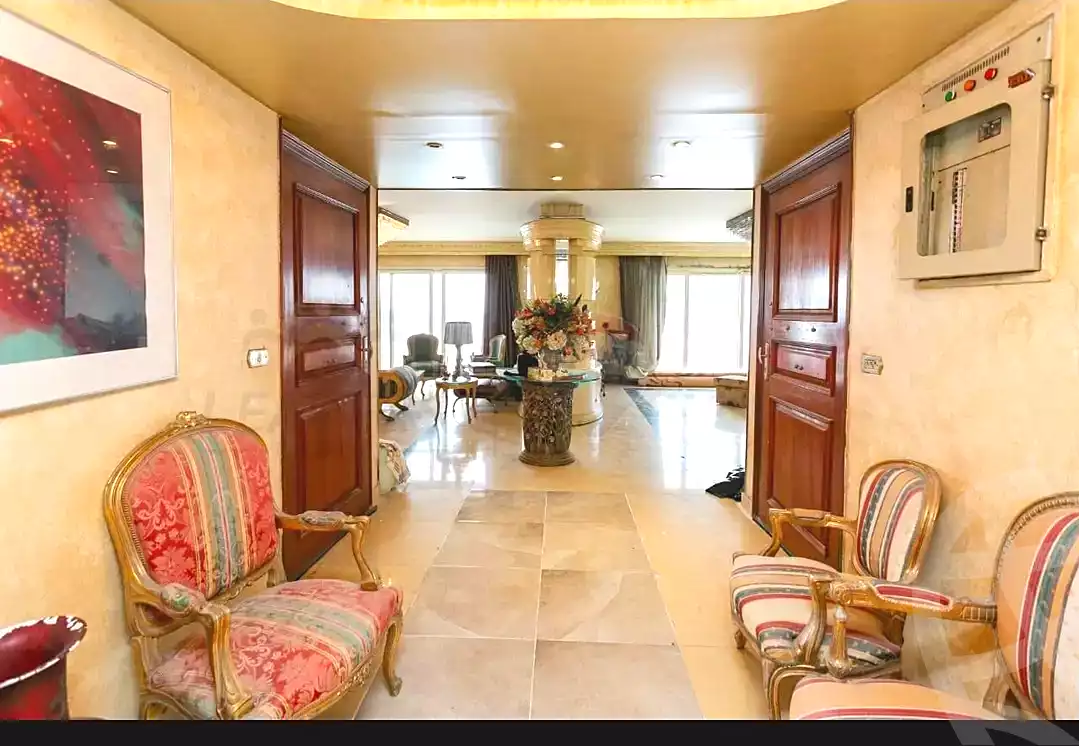 https://aqarmap.com.eg/en/listing/6726974-for-sale-alexandria-camp-cesar-el-gaish-rd