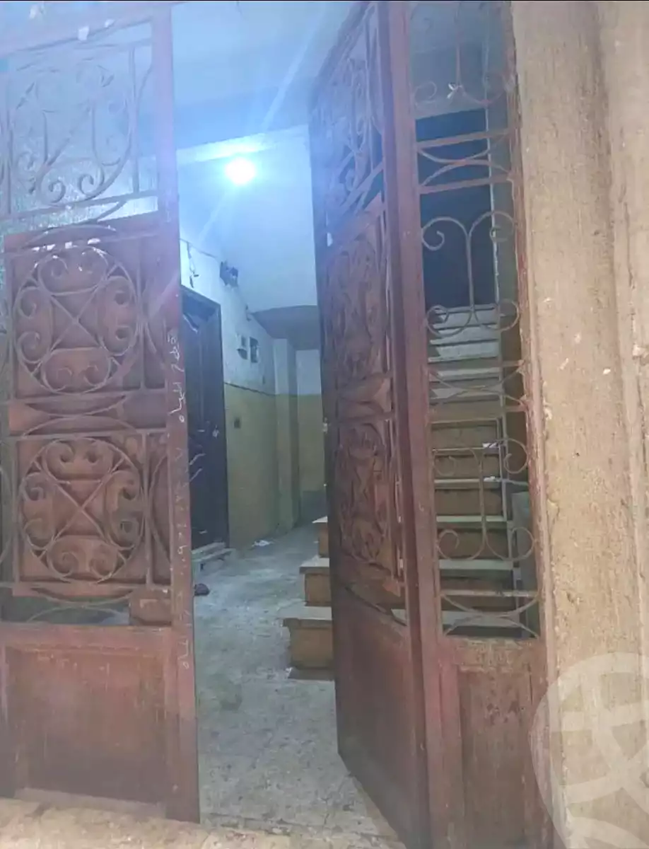 https://aqarmap.com.eg/ar/listing/6727033-for-sale-cairo-ain-shams-ain-shams-el-sharkia-el-zahraa-st