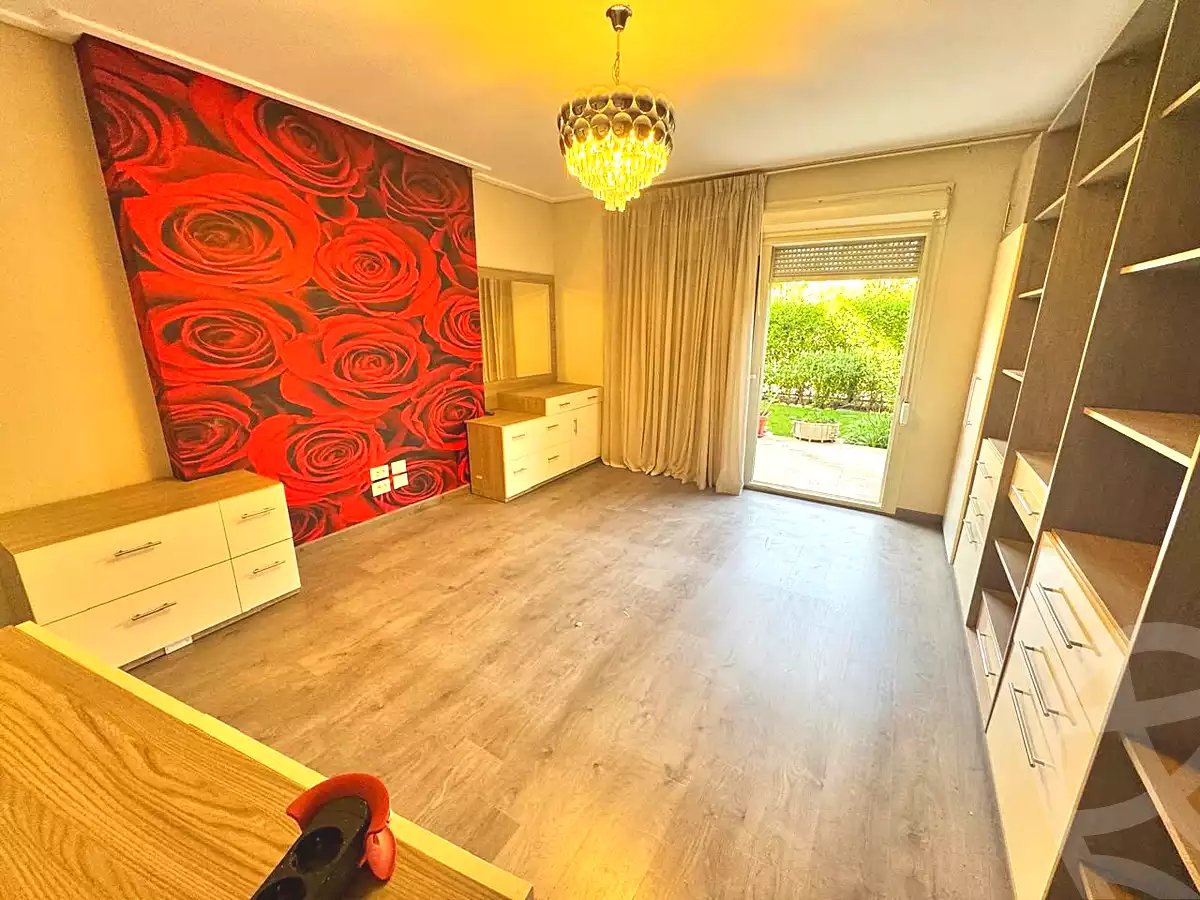 https://aqarmap.com.eg/ar/listing/6728337-for-rent-cairo-6th-of-october-compounds-new-giza-wyst-rydj-ryzydns-nyw-jyz-llttwyr-l-qry