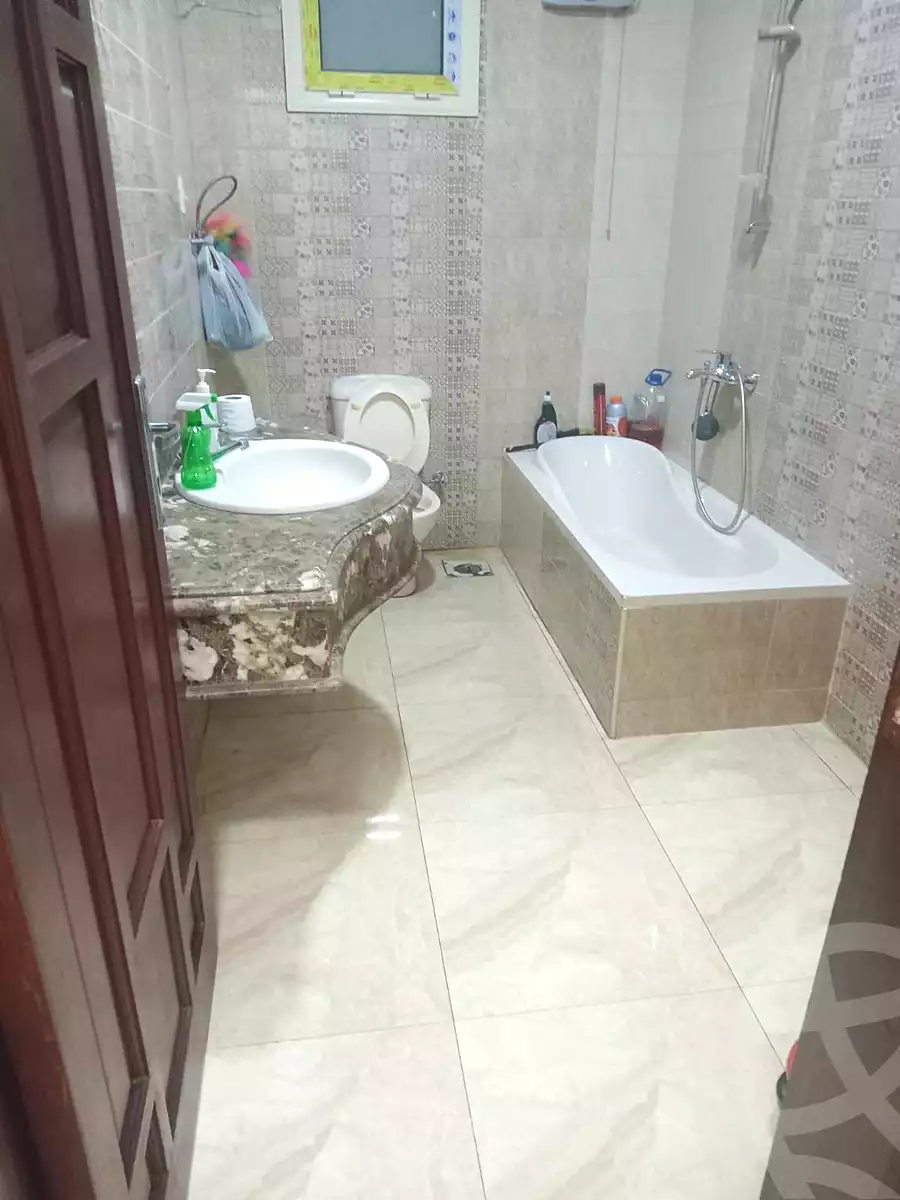 https://aqarmap.com.eg/ar/listing/6728392-for-sale-cairo-nasr-city-8th-zone-esmat-mansour-st