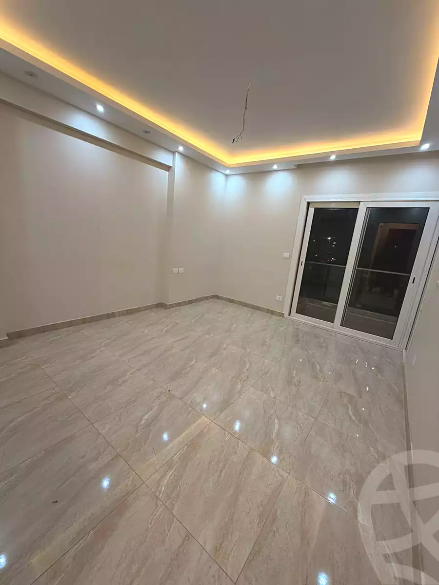 https://aqarmap.com.eg/ar/listing/6728528-for-rent-cairo-new-cairo-compounds-mwntn-fyw-y-syty-mountain-park-mountain-view-icity