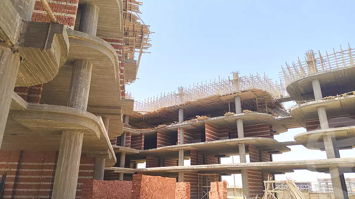 https://aqarmap.com.eg/ar/listing/6728704-for-sale-cairo-6th-of-october-compounds-val-plaza-mall-jawad