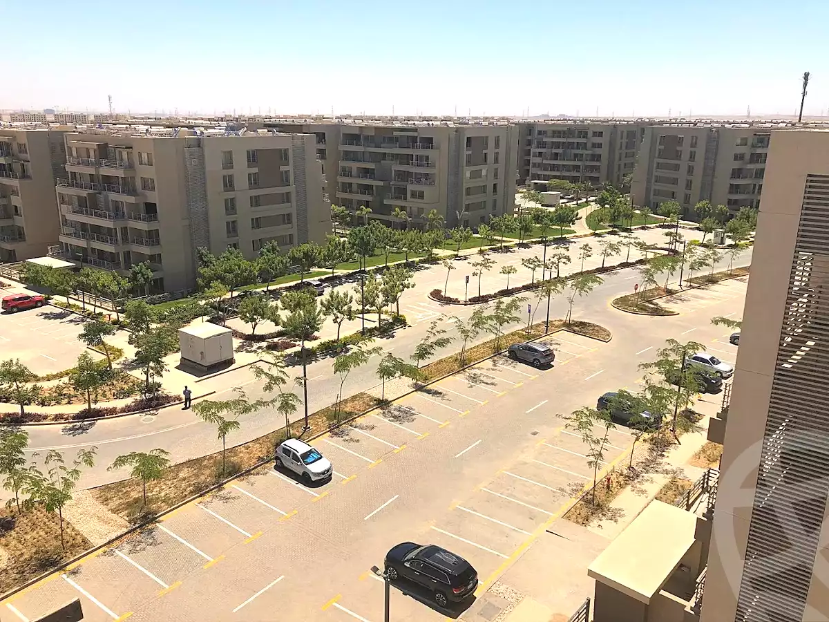 https://aqarmap.com.eg/ar/listing/6728753-for-sale-cairo-new-administrative-capital-r4-village-de-la-capitale-palm-hills