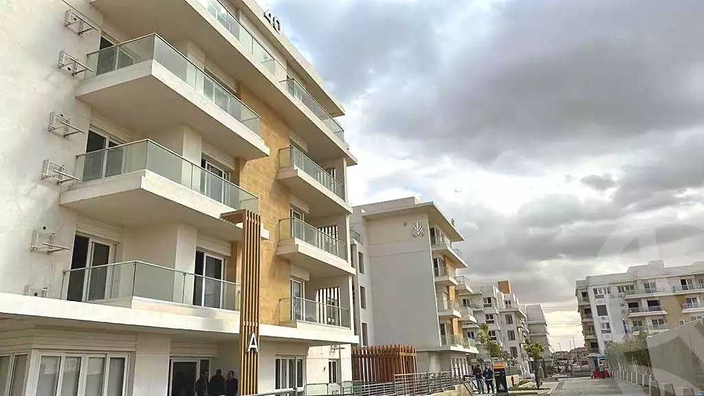 https://aqarmap.com.eg/ar/listing/6728809-for-sale-cairo-6th-of-october-compounds-mountain-view-icity-october-mv-park-mountain-view-icity-october