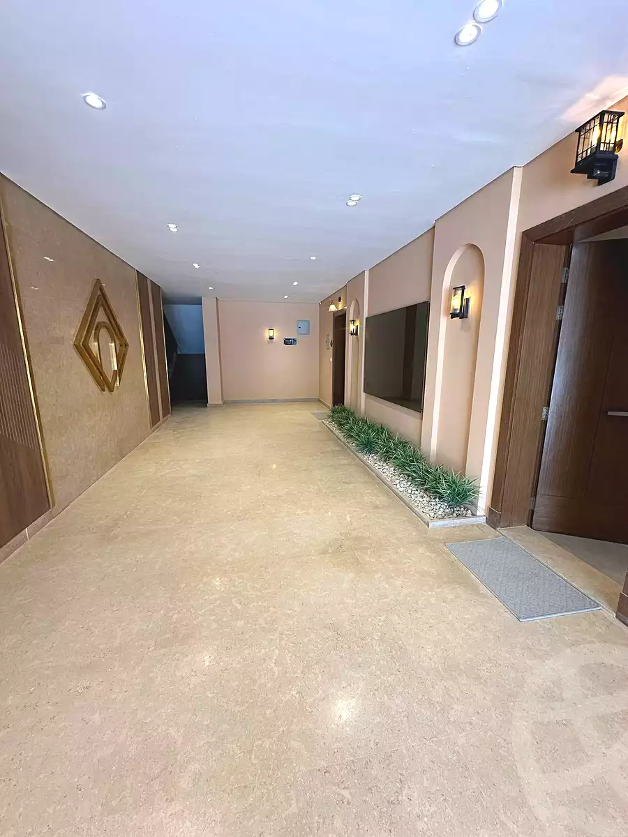 https://aqarmap.com.eg/ar/listing/6728916-for-rent-cairo-el-sheikh-zayed-city-compounds-kmbwnd-fyldj-wyst-dr-llttwyr