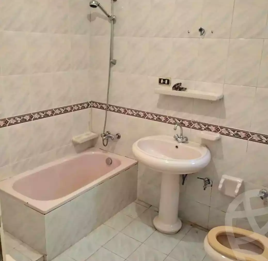 https://aqarmap.com.eg/en/listing/6729181-for-sale-alexandria-l-jmy-el-hanouvel-kasr-al-quiri-st-1