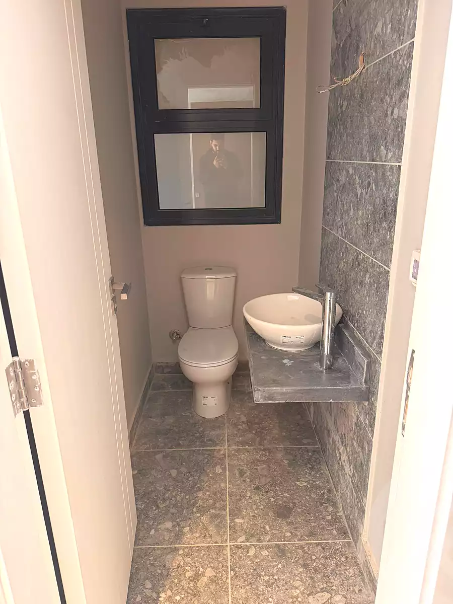 https://aqarmap.com.eg/ar/listing/6729207-for-rent-cairo-el-sheikh-zayed-city-compounds-kmbwnd-fyldj-wyst-dr-llttwyr