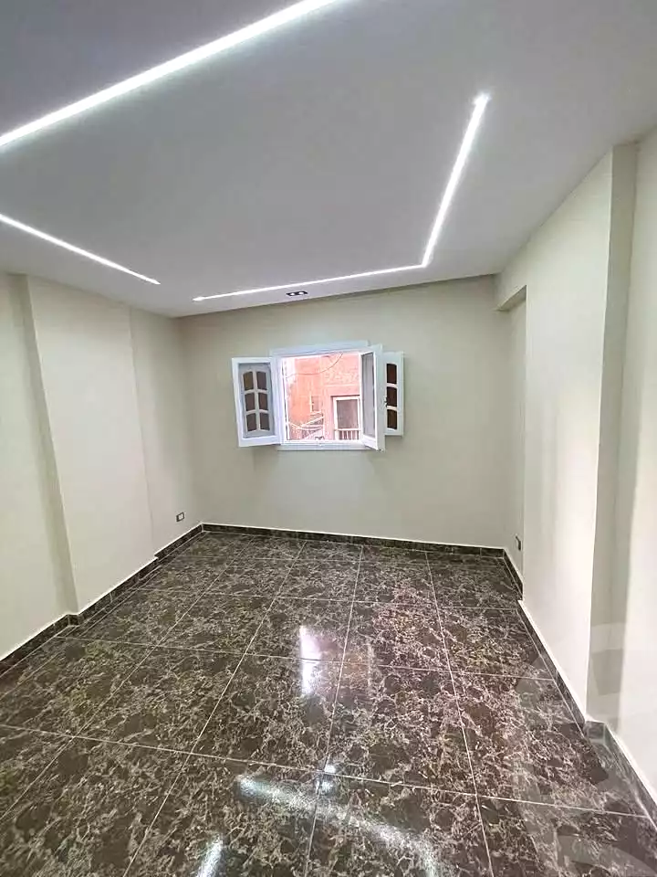 https://aqarmap.com.eg/ar/listing/6729396-for-sale-alexandria-l-jmy-lbytsh-ain-shams-st