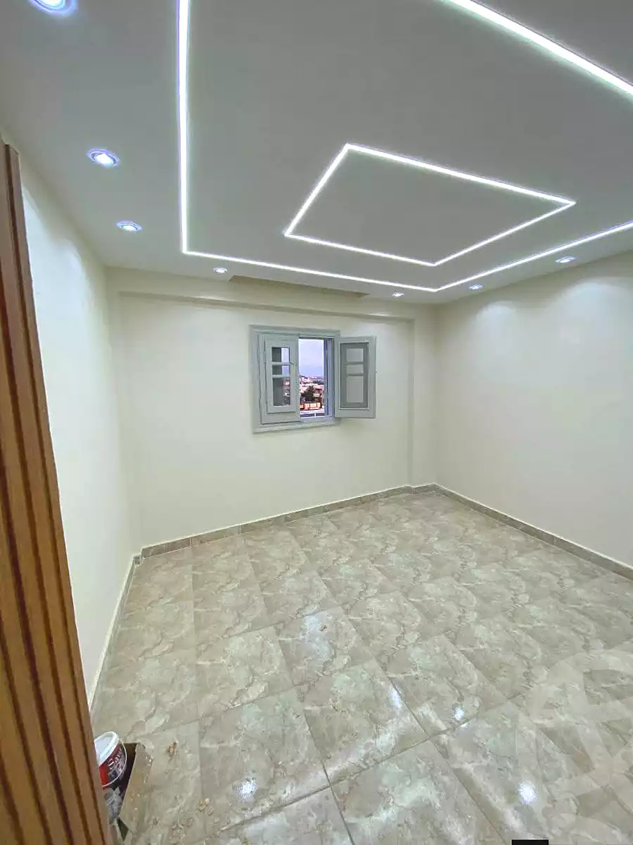 https://aqarmap.com.eg/ar/listing/6729558-for-sale-alexandria-l-jmy-lbytsh-ibrahim-othman-st
