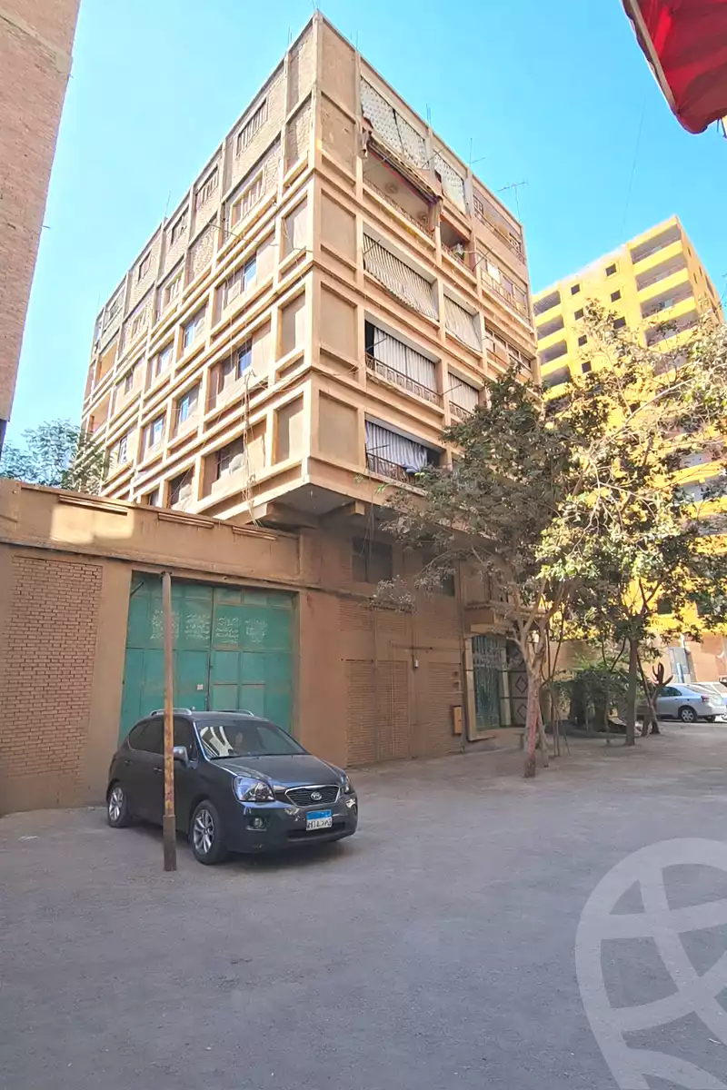 https://aqarmap.com.eg/ar/listing/6729931-for-sale-qalyubia-shubra-el-khaima-el-shareaa-el-gadid-st
