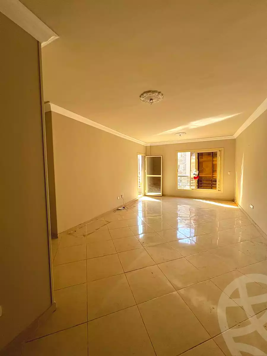 https://aqarmap.com.eg/en/listing/6730891-for-sale-cairo-el-sheikh-zayed-city-compounds-dr-msr