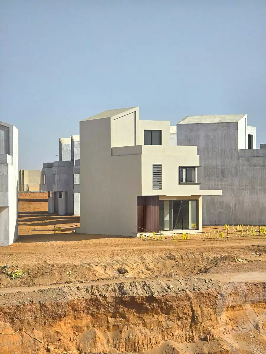 https://aqarmap.com.eg/ar/listing/6731140-for-sale-cairo-new-cairo-6th-settlement-compounds-vea-compound-il-cazar