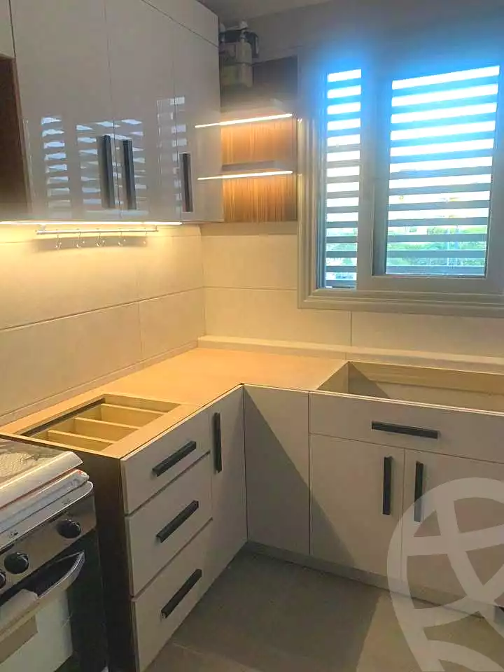 https://aqarmap.com.eg/en/listing/6731147-for-rent-cairo-6th-of-october-compounds-palm-parks
