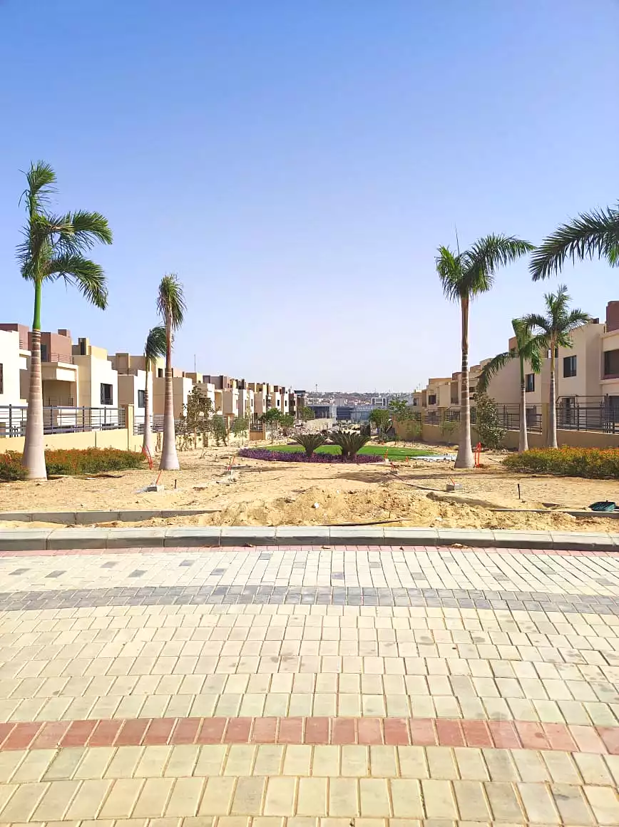https://aqarmap.com.eg/en/listing/6730820-for-sale-cairo-el-sheikh-zayed-city-compounds-alma