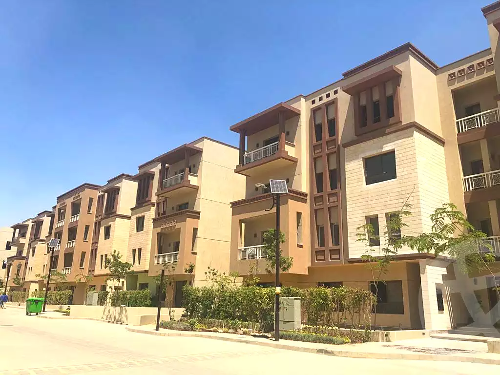 https://aqarmap.com.eg/ar/listing/6731659-for-sale-cairo-6th-of-october-compounds-green-5
