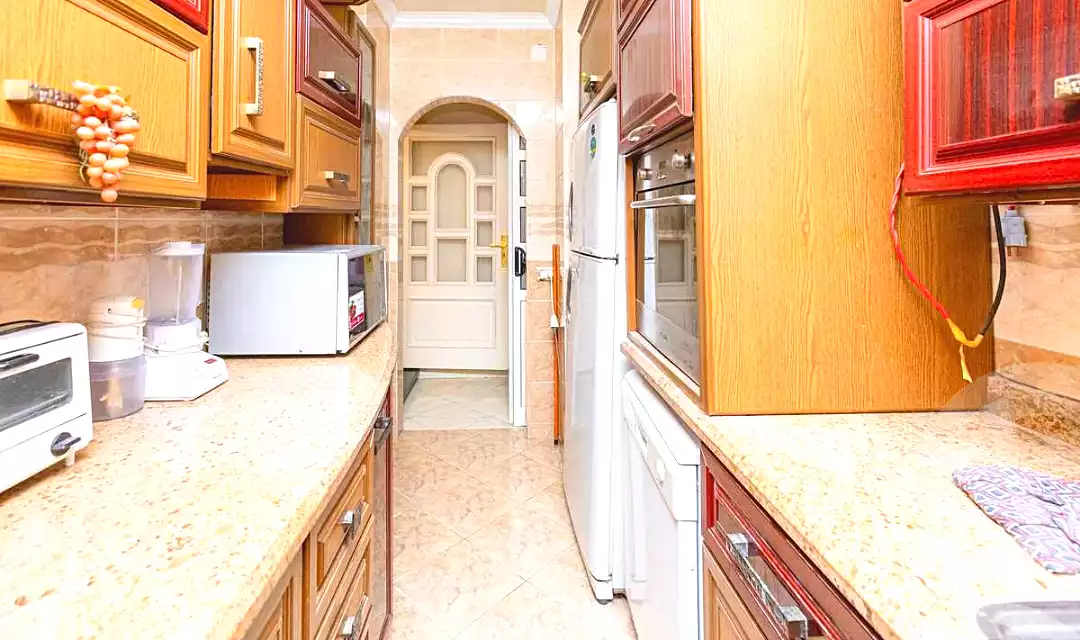 https://aqarmap.com.eg/ar/listing/6732847-for-sale-alexandria-ganaklis-shr-mrtdy-bsh