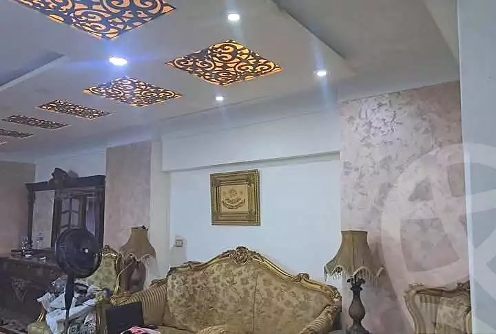 https://aqarmap.com.eg/ar/listing/6733354-for-sale-alexandria-miami-farook-abd-al-wahab-st