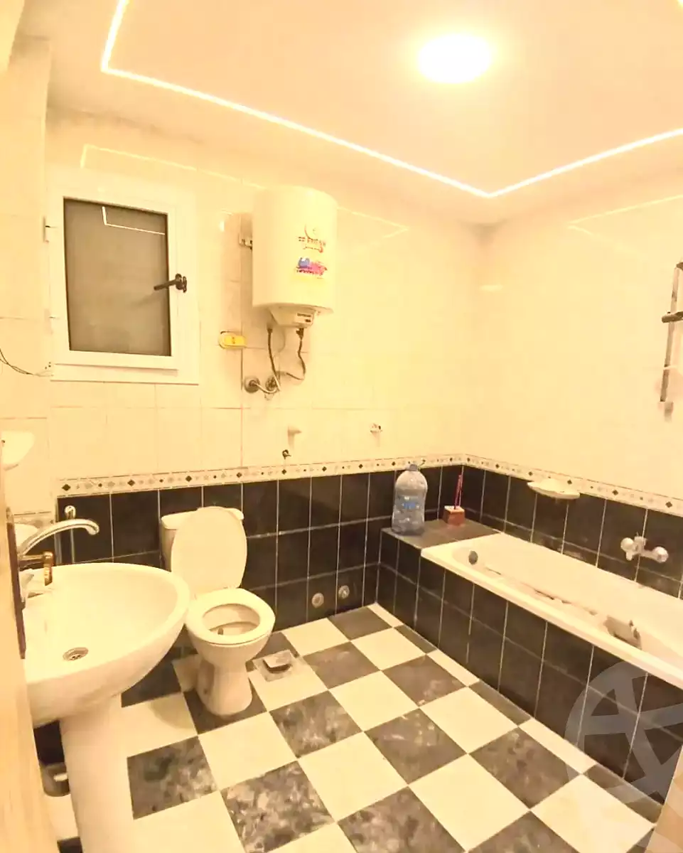 https://aqarmap.com.eg/ar/listing/6733708-for-sale-alexandria-miami-el-gaish-rd-st