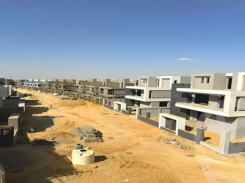 https://aqarmap.com.eg/en/listing/6733711-for-sale-cairo-new-cairo-compounds-el-patio-town-compound-la-vista