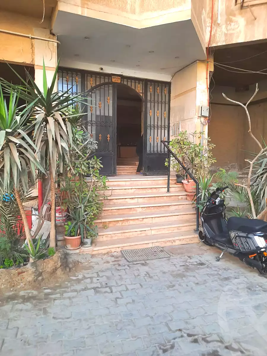 https://aqarmap.com.eg/en/listing/6733936-for-sale-cairo-6th-of-october-central-axis