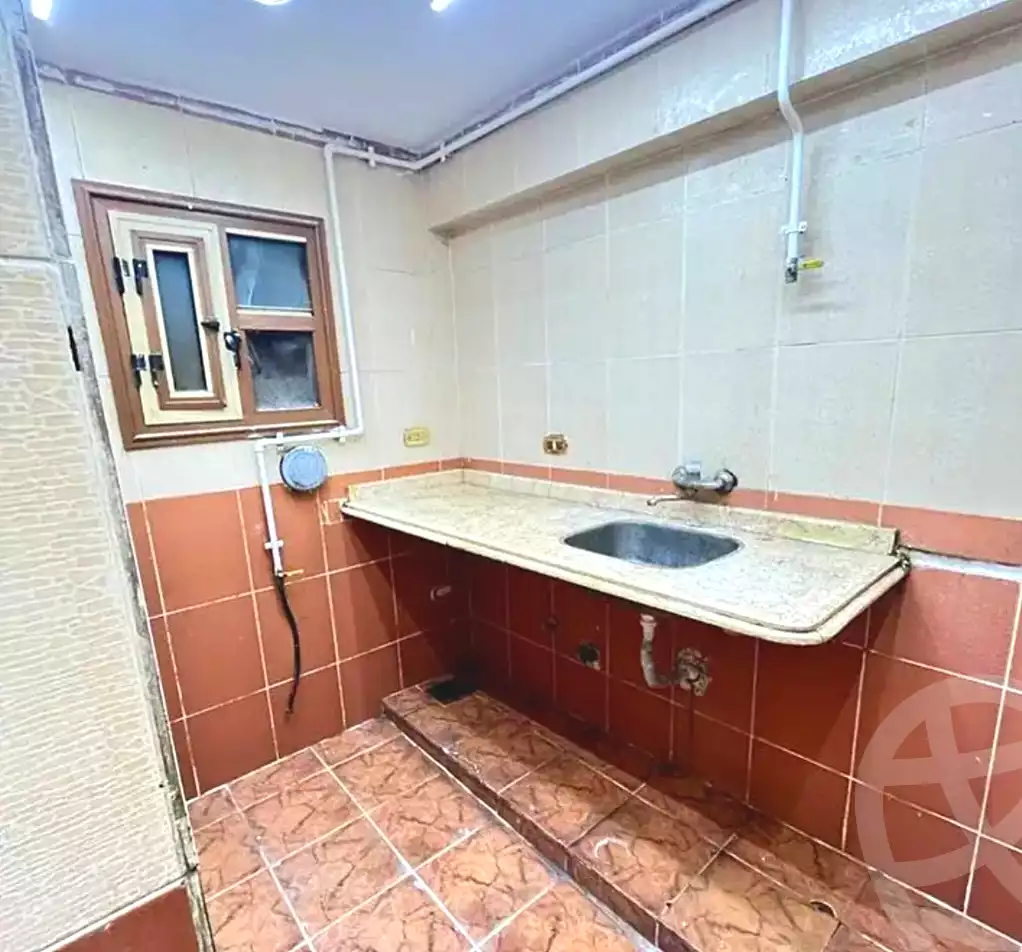 https://aqarmap.com.eg/en/listing/6734826-for-sale-alexandria-lsywf-el-falki