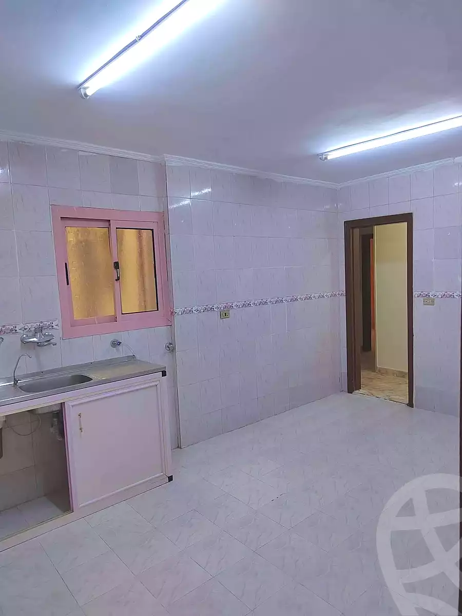 https://aqarmap.com.eg/ar/listing/6734933-for-rent-cairo-helwan-sherif-st