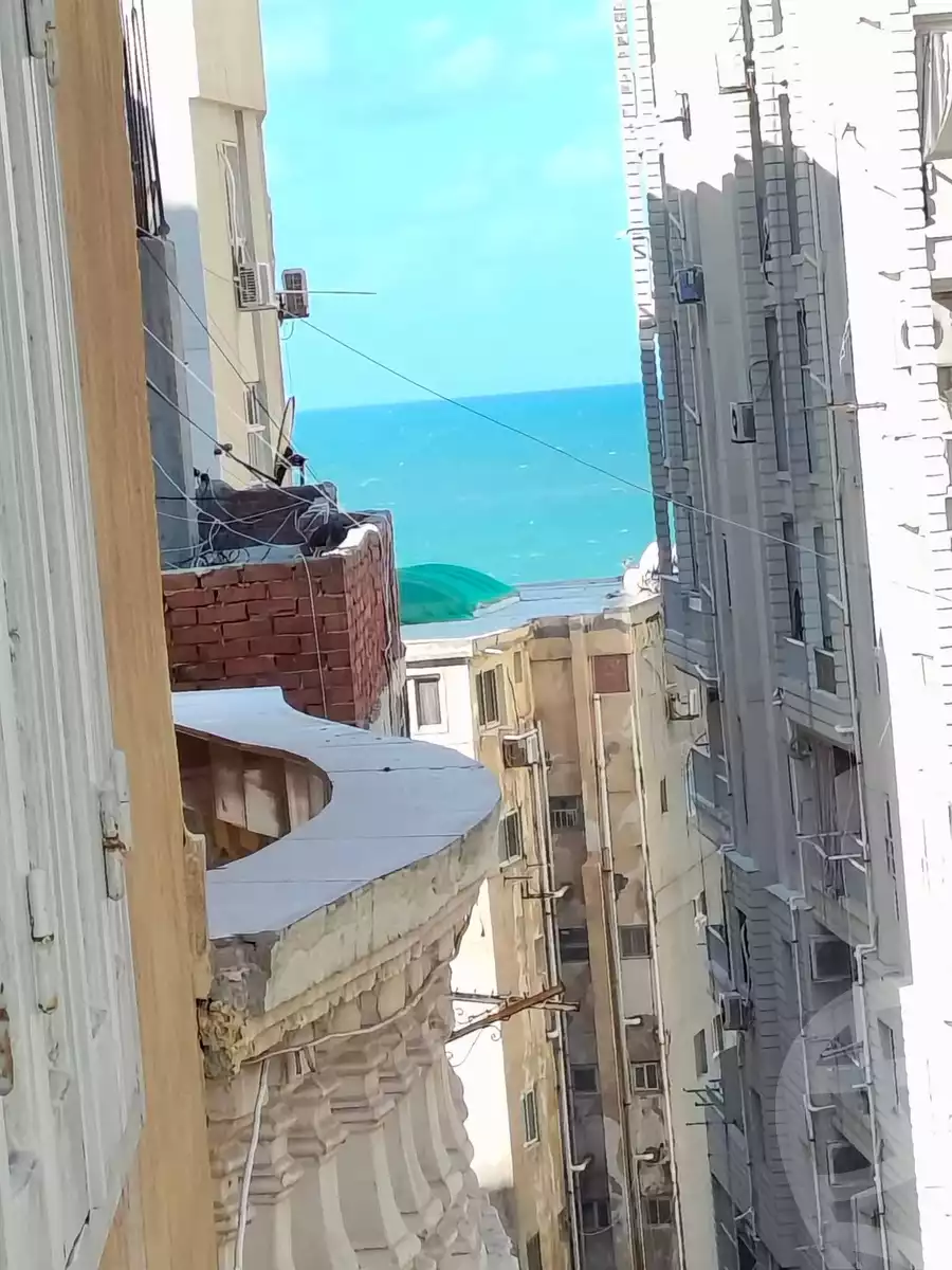 https://aqarmap.com.eg/ar/listing/6735041-for-sale-alexandria-el-mandara-alex-el-mandara-bahri-sidi-kamal-st