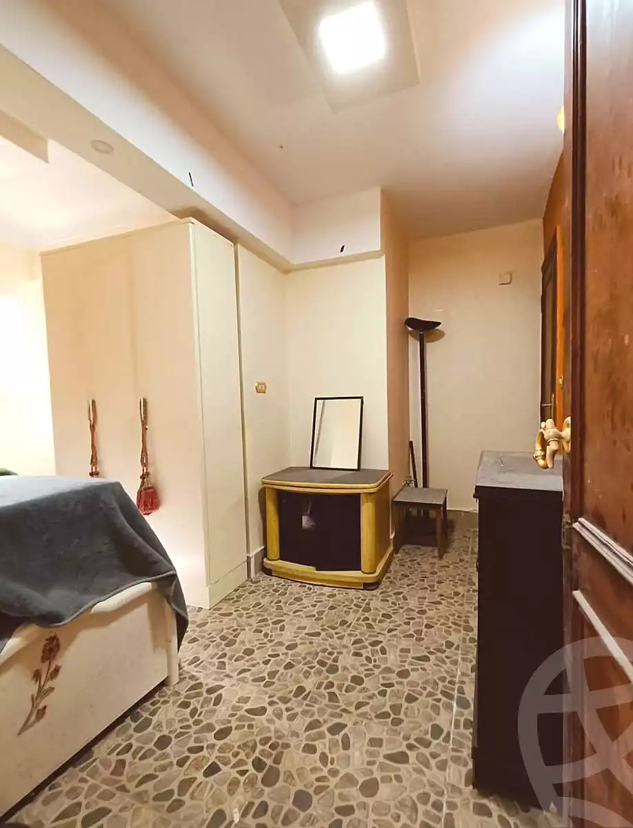 https://aqarmap.com.eg/ar/listing/6735068-for-sale-alexandria-el-montazah-el-geesh