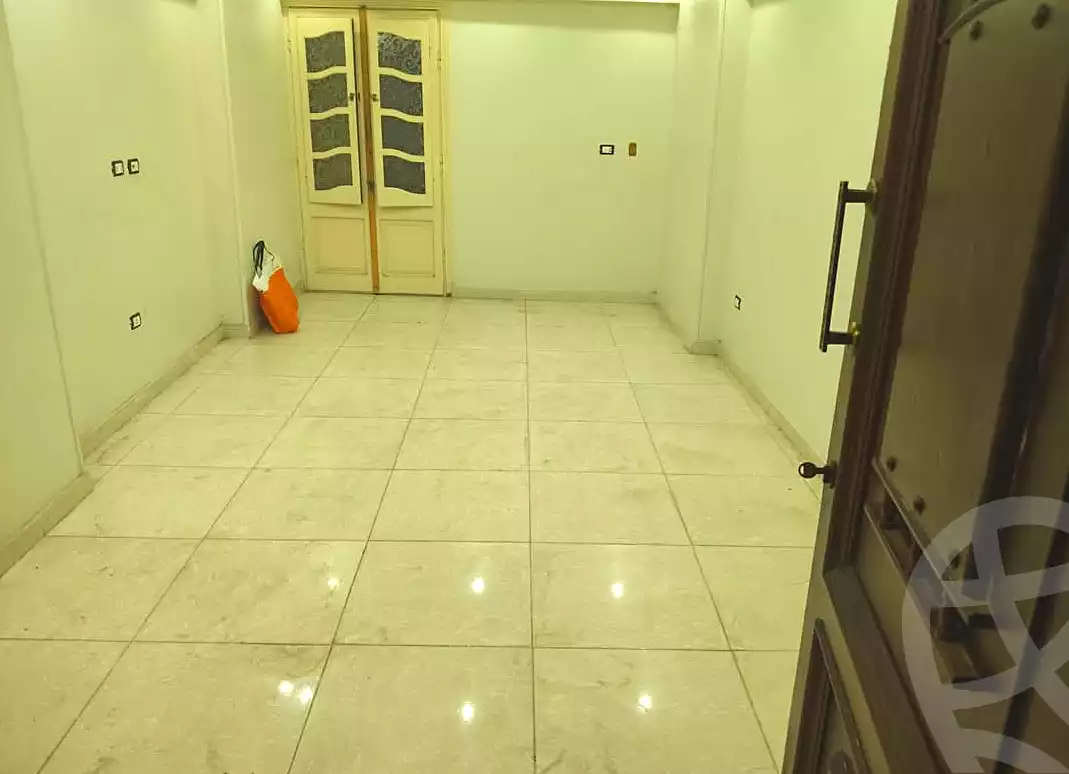 https://aqarmap.com.eg/ar/listing/6736201-for-rent-alexandria-el-mandara-alex-el-mandara-bahri-nemat-allah-st
