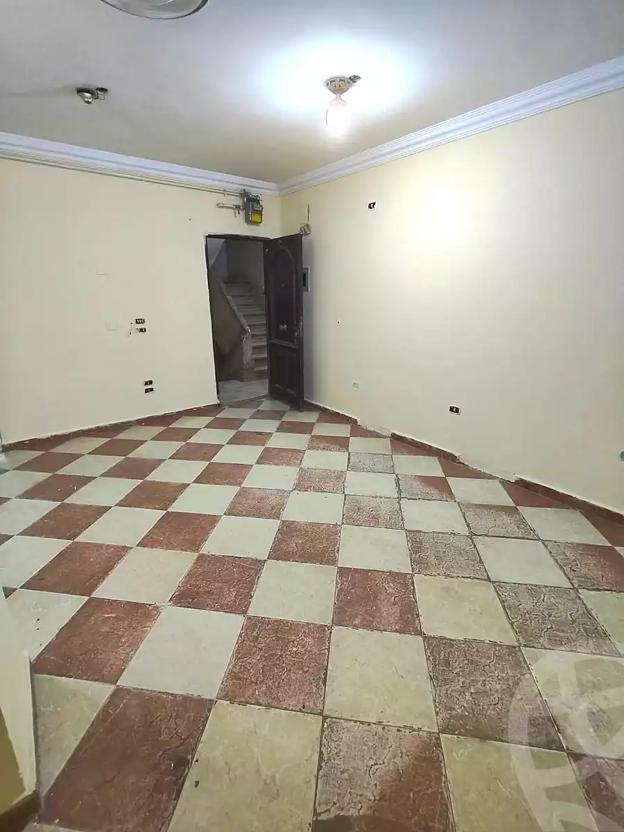 https://aqarmap.com.eg/ar/listing/6736368-for-rent-cairo-helwan-hadayek-helwan-nile-corniche-st