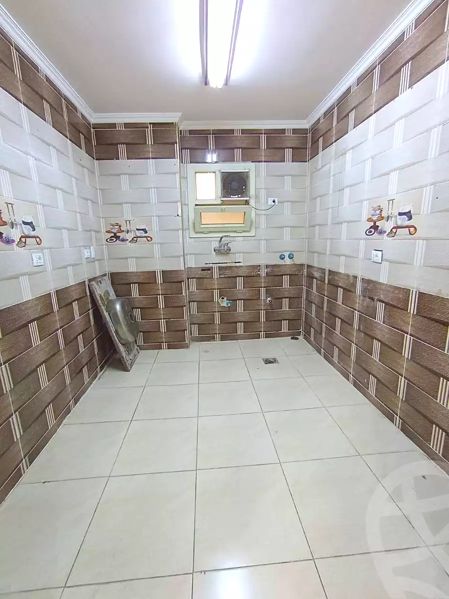 https://aqarmap.com.eg/ar/listing/6736441-for-rent-cairo-helwan-rostom-st