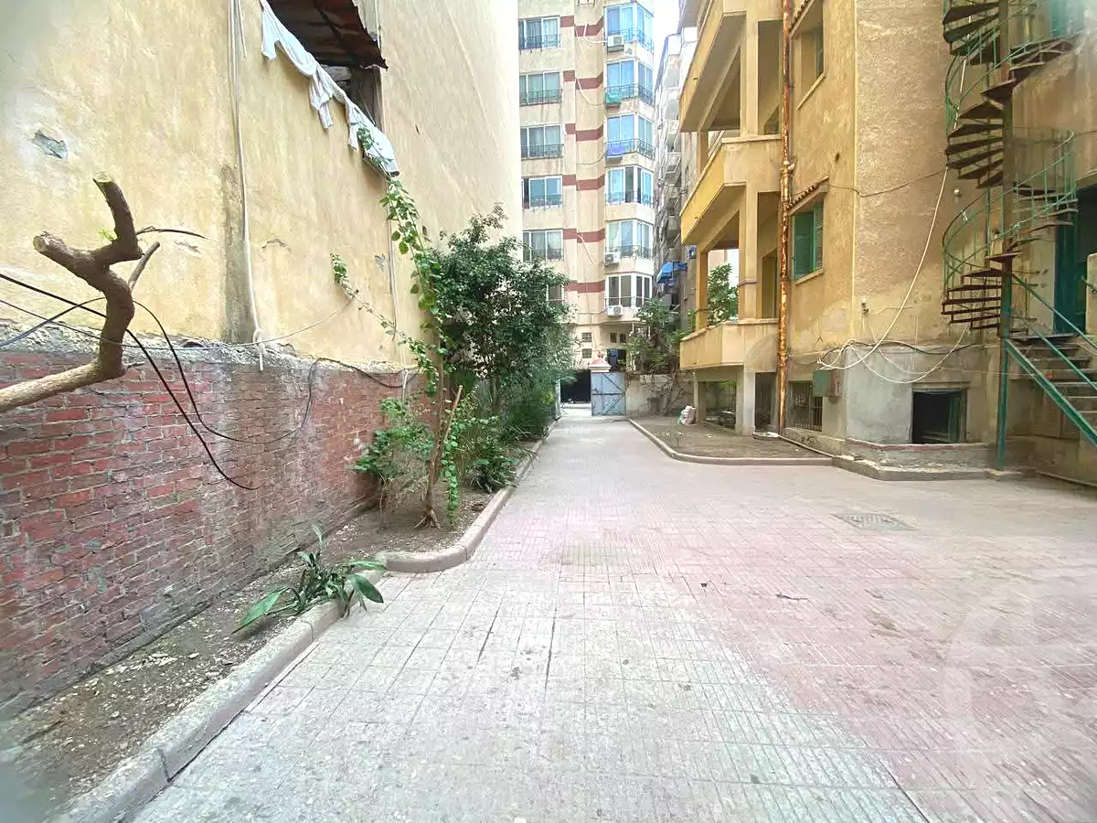 https://aqarmap.com.eg/en/listing/6736640-for-sale-alexandria-saba-basha