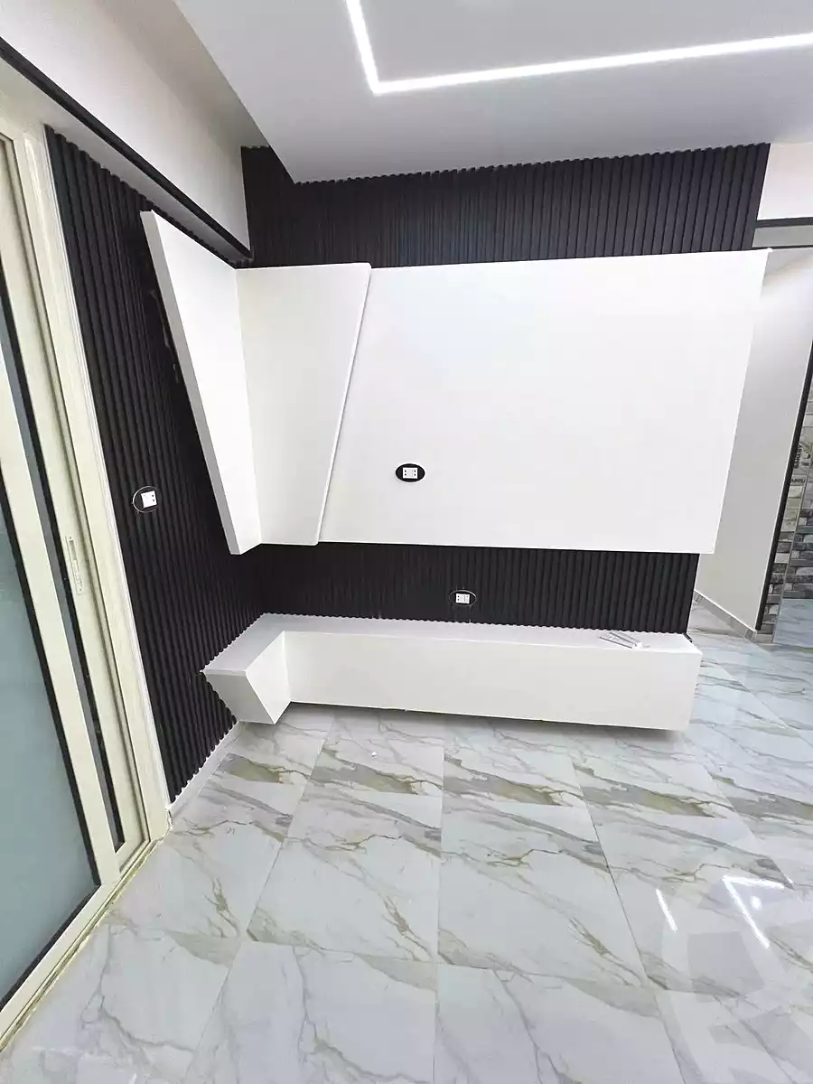 https://aqarmap.com.eg/ar/listing/6736854-for-sale-alexandria-lsywf-el-falki