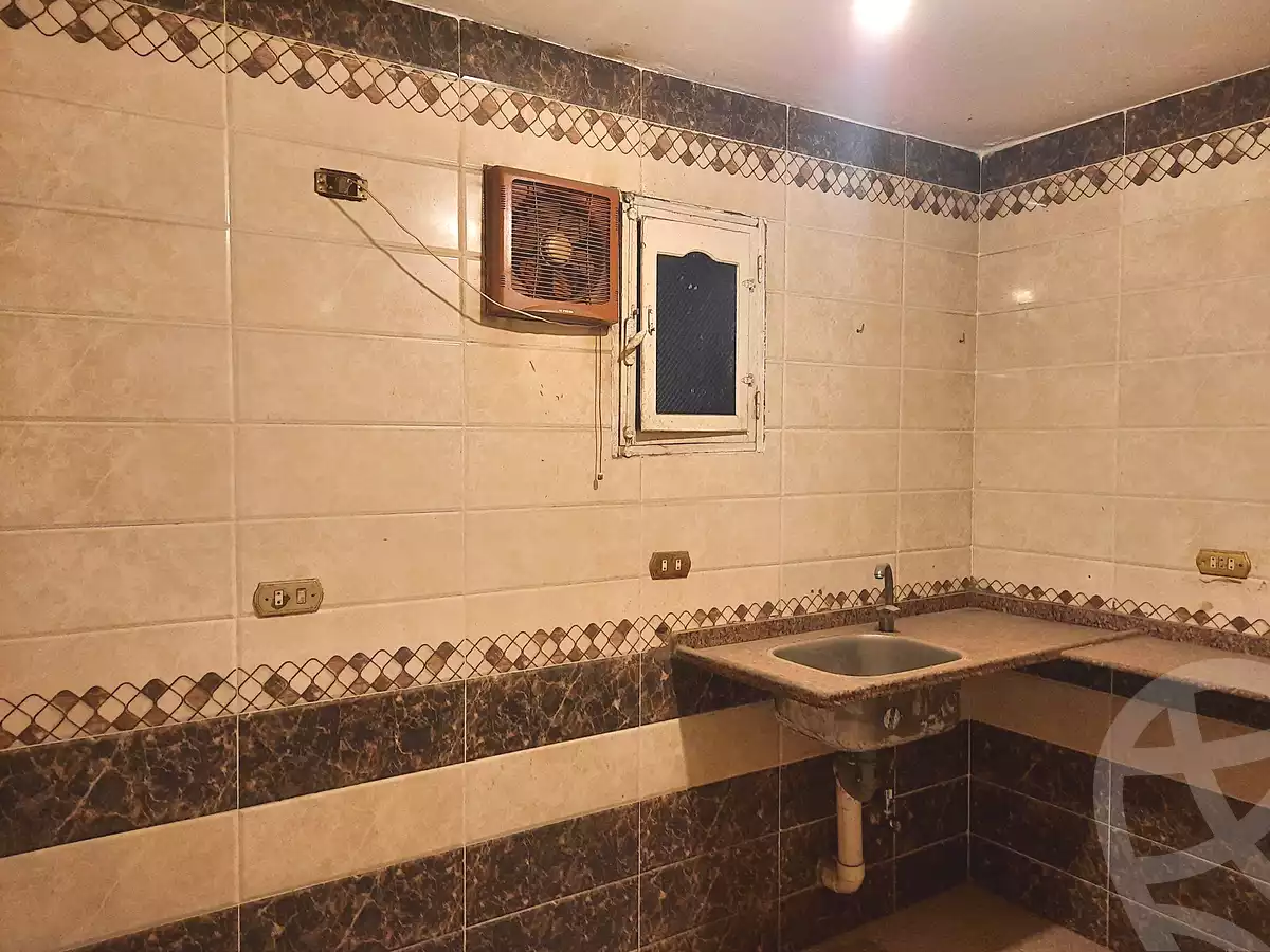 https://aqarmap.com.eg/ar/listing/6737226-for-rent-cairo-ain-shams-mnshy-lthryr