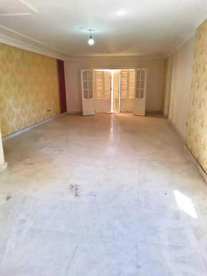 https://aqarmap.com.eg/en/listing/6737707-for-sale-alexandria-ganaklis-shr-mrtdy-bsh