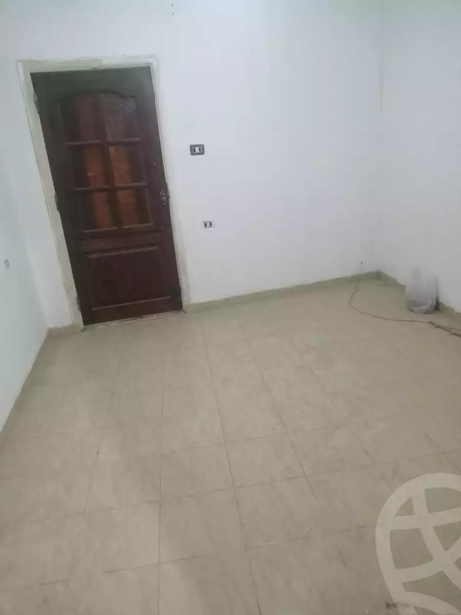 https://aqarmap.com.eg/ar/listing/6738349-for-sale-cairo-ain-shams-ain-shams-el-sharkia-el-eshrein-stt