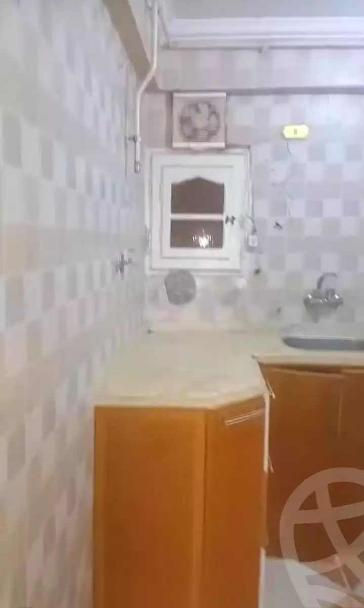 https://aqarmap.com.eg/en/listing/6738582-for-sale-alexandria-l-jmy-el-hanouvel-el-kholafaa-el-rashdeen-st