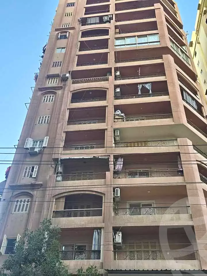 https://aqarmap.com.eg/ar/listing/6739109-for-sale-alexandria-ganaklis
